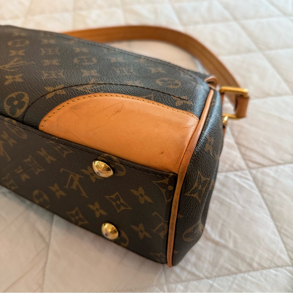 LOUIS VUITTON
Monogram Beverly MM - Picture 8 of 13